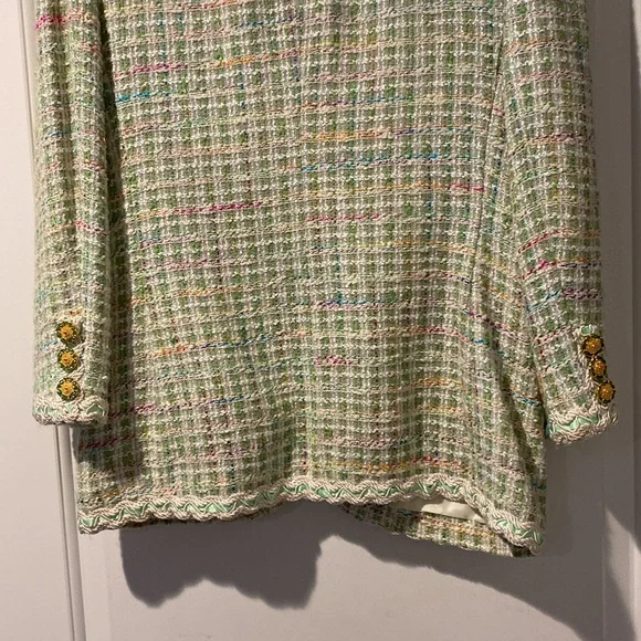 Looks like designer  Pastel Tweed Jacket w/ green trim on  edges;pretty buttons. - Picture 4 of 4